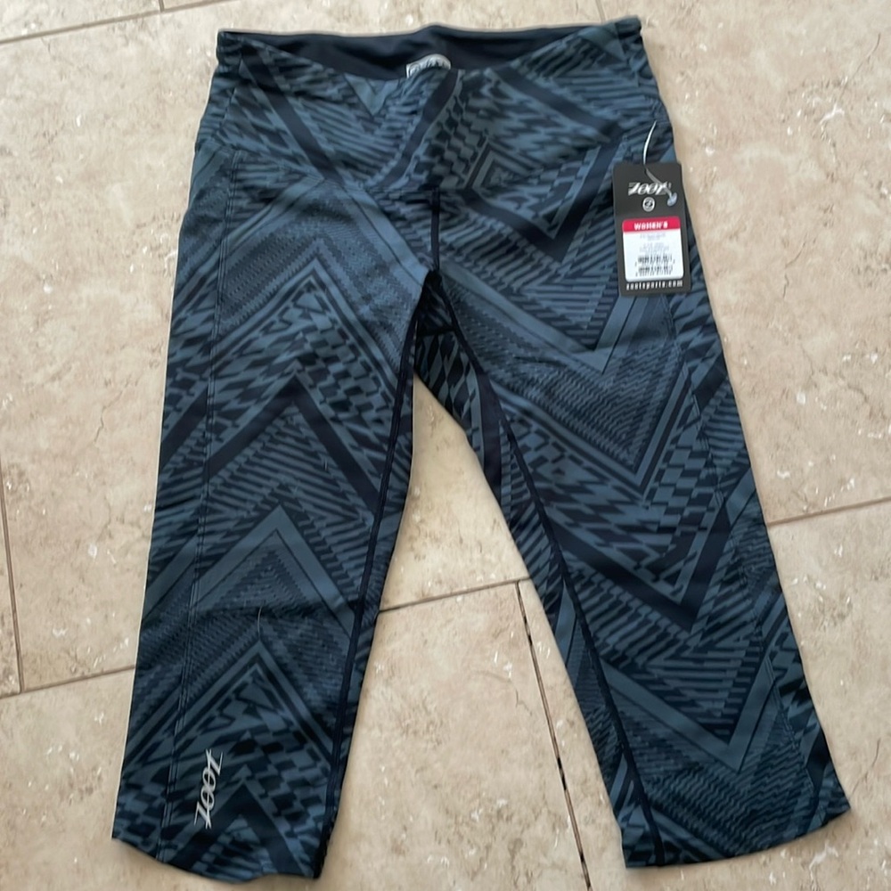 NWT Zoot Run Capris